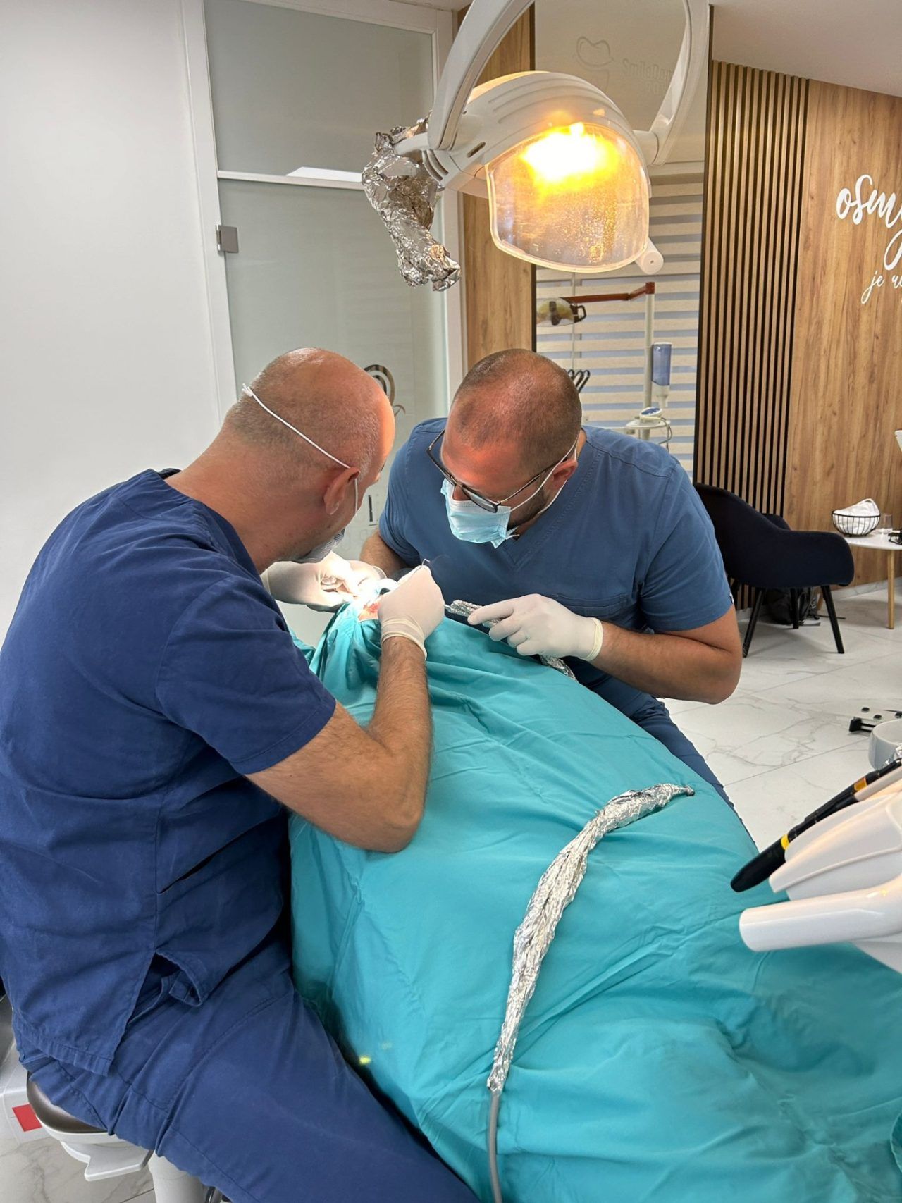 Ugradnja implantata Doboj