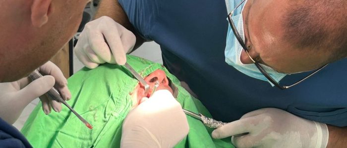 1 Ugradnja zubnih implantata – Smile Dent Petrović Doboj